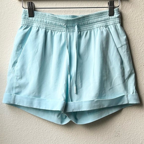 Lululemon Spring Break Away Short *4-way Stretch 3"
Blue Glow Sz 4 - Picture 1 of 12
